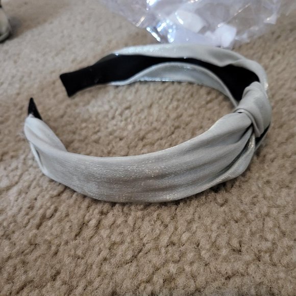 Handmade Accessories - Twist Headband - Brand New